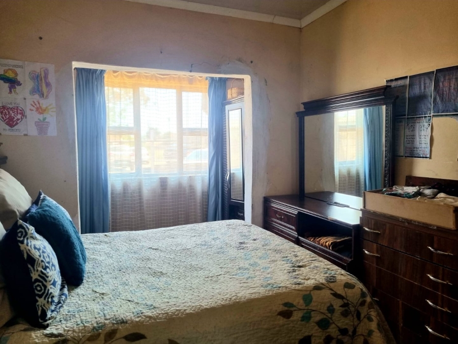 4 Bedroom Property for Sale in Agisanang Northern Cape